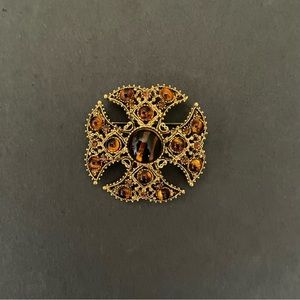 Vintage Lisner Faux Gold Tiger Eye Brooch